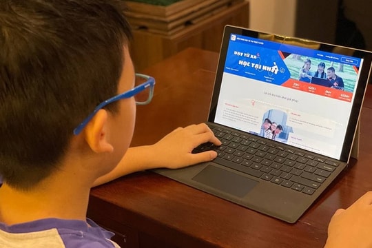 Học sinh, sinh viên khó khăn được hỗ trợ mua thiết bị học tập