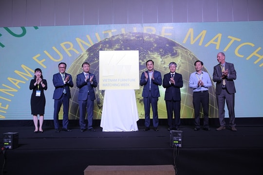 Hơn 450 doanh nghiệp Ngành Chế biến Gỗ và Thủ công Mỹ nghệ tham gia VFMW 2022