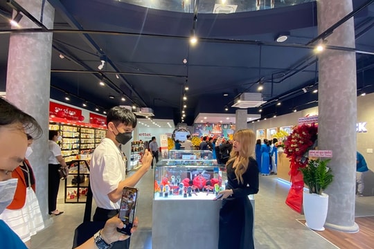 Khai trương cửa hàng Casio Flagship đầu tiên