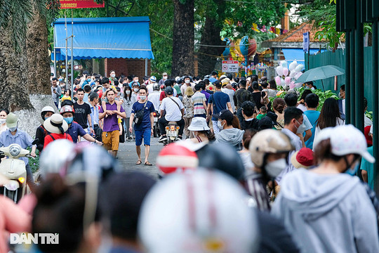 F0 vẫn giảm sâu sau kỳ nghỉ lễ: Việt Nam đã đạt miễn dịch cộng đồng?