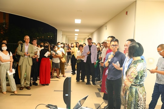 “Phổ hiếu kỳ” trưng bày 46 bộ, tác phẩm đến từ 26 nghệ sỹ