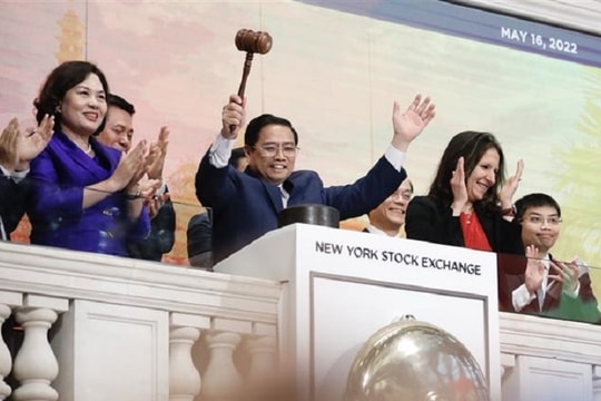 Thủ tướng Phạm Minh Chính thăm sàn giao dịch chứng khoán New York