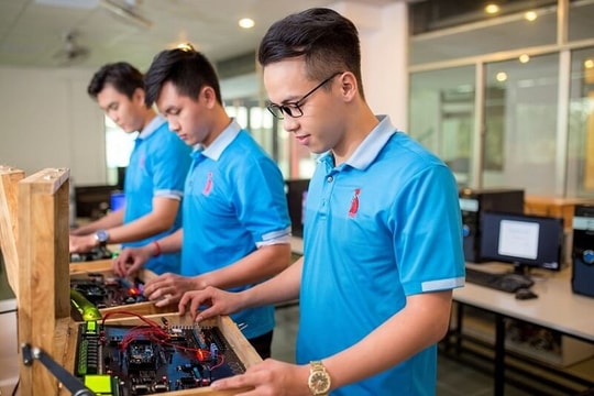 Những thách thức cần vượt qua khi chuyển đổi sang hoạt động kết nối kỹ thuật số