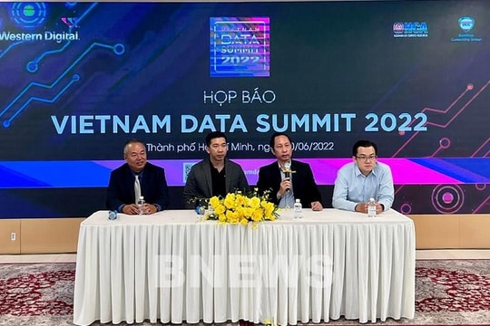 Diễn đàn Vietnam Data Summit 2022