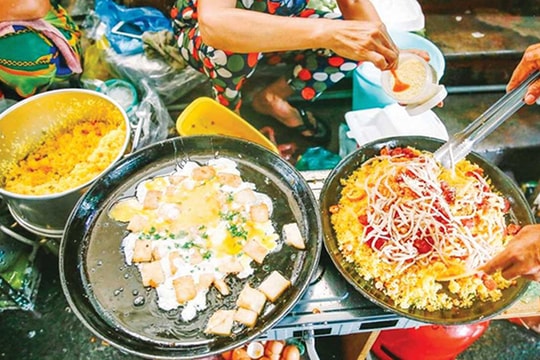 Thức ăn đường phố: Tinh hoa ẩm thực Sài Gòn
