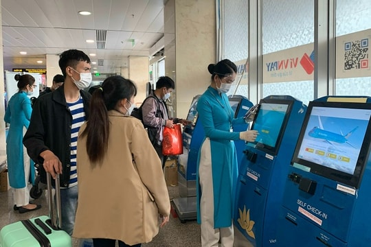 Cục Hàng không Việt Nam yêu cầu dừng dịch vụ ưu tiên check-in có thu phí