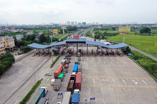 Thu phí không dừng: Sử dụng thẻ eTag hay thẻ ePass