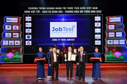 JobTest: Từ Top 25 Start-up Việt năm 2017 đến Top 20 Thương hiệu nổi tiếng năm 2022
