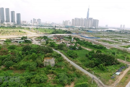 Thuế mua bán đất sẽ tính theo giá thị trường