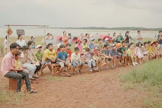 Mang âm nhạc Nền tảng vàng đến vùng xa cho thiếu nhi nghèo