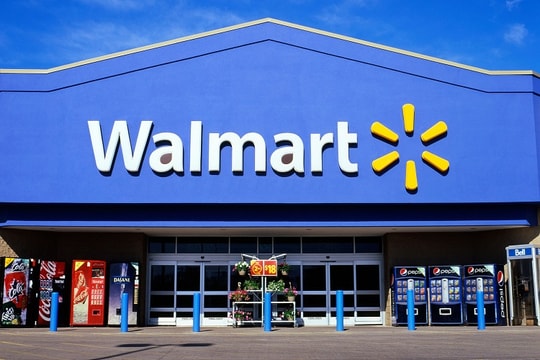 Nhà bán lẻ Walmart: Giàu nhất nhờ bán hàng giá thấp nhất