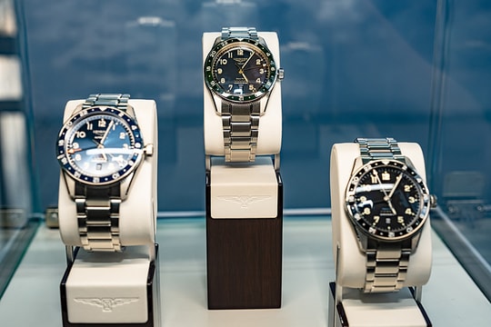 Khám phá tuyệt tác Longines Spirit ZULU TIME