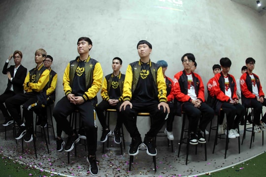 Việt Nam có 2 đội tuyển dự VCK Liên minh huyền thoại thế giới Việt Nam có 2 đội tuyển dự VCK Liên minh huyền thoại thế giới