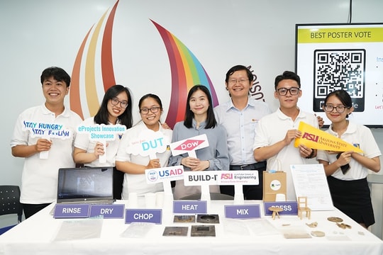 Các nhóm sinh viên đạt nhiều giải thưởng tại Dự án Đổi mới Sáng tạo Kỹ thuật eProjects