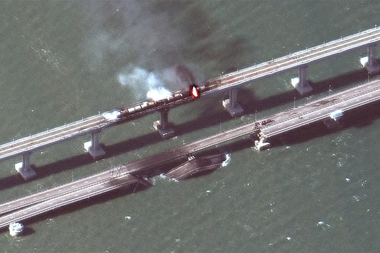 Những giả thuyết về vụ tấn công cầu Crimea