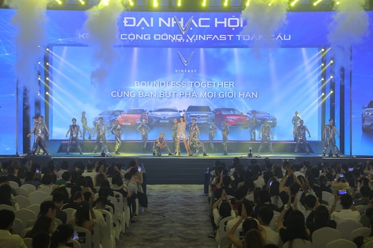 Mãn nhãn với đại nhạc hội kết nối cộng đồng VinFast toàn cầu