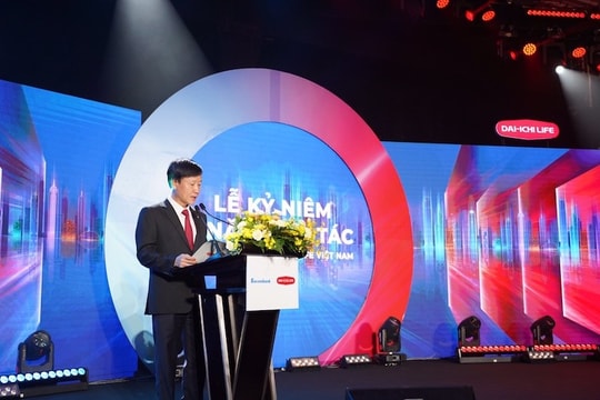Dai-ichi Life Việt Nam và Sacombank kỷ niệm 5 năm hợp tác