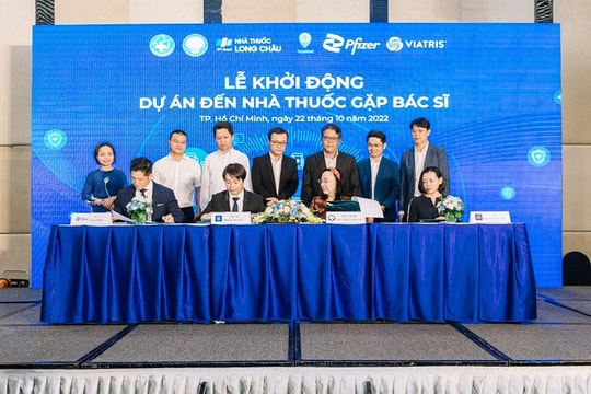 Pfizer tài trợ dự án "Nhà thuốc đồng hành: “Đến nhà thuốc, gặp bác sĩ”.