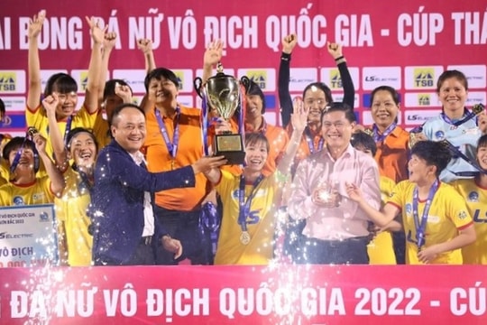 Giải bóng đá nữ VĐQG 2022: CLB TP.HCM I bảo vệ thành công ngôi vô địch