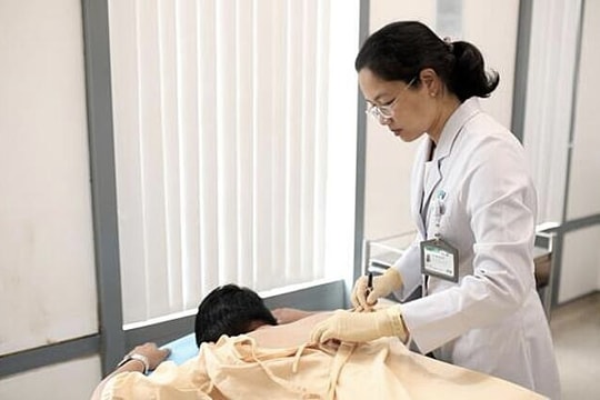 Điều trị đau cổ vai gáy bằng phương pháp cấy chỉ