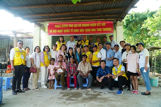 Doanh nhân kết nối và hội nhập quốc tế: Cùng nhau phát triển, lan tỏa nghĩa tình.