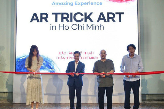 Khai mạc triển lãm tranh 3D "AR TRICK ART - in Ho Chi Minh"