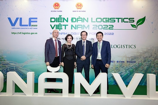 Diễn đàn Logistics Việt Nam 2022: Xanh hóa hoạt động chuỗi logistics