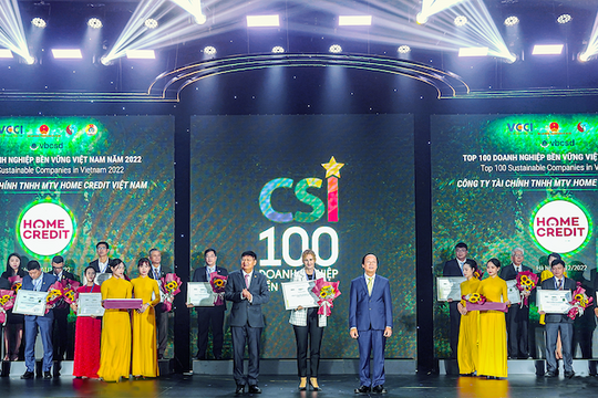Home Credit vào "Top 100 doanh nghiệp bền vững Việt Nam"