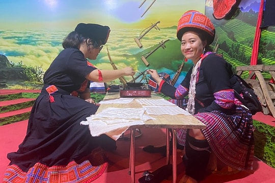 Khai mạc Tuần văn hóa - Du lịch Lai Châu tại TP.HCM