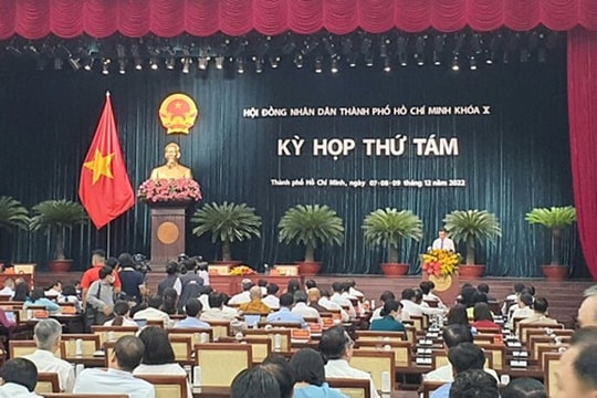 Kỳ họp thứ 8 HĐND TP.HCM khóa X, nhiều vấn đề kinh tế - xã hội được đại biểu quan tâm