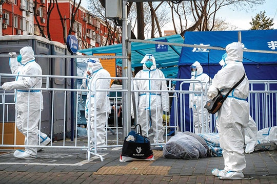 Vì sao Trung Quốc điều chỉnh chiến lược chống Covid-19?