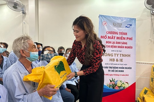 HB & IE giúp 150 bệnh nhân nghèo được sáng mắt vui Xuân đón Tết 2023