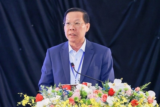 UBND TP.HCM phân công lại công tác chủ tịch và các phó chủ tịch