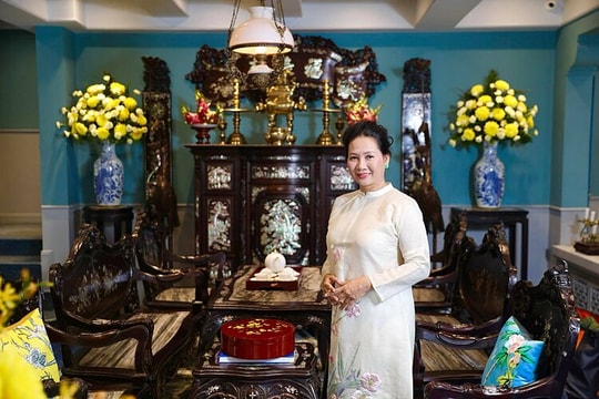 Chiếc áo dài làm nên thương hiệu Việt cho doanh nhân Chiếc áo dài làm nên thương hiệu Việt cho doanh nhân