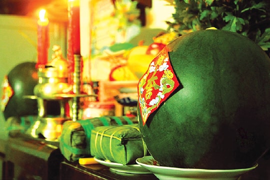 Tôn kính tổ tiên: Bản sắc văn hóa Tết Việt Nam