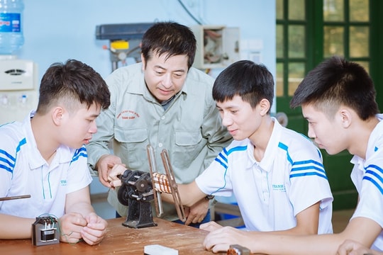 TP.HCM: Tỷ lệ lao động có trình độ nghề thất nghiệp thấp TP.HCM: Tỷ lệ lao động có trình độ nghề thất nghiệp thấp