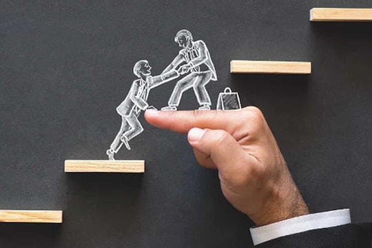 Làm gì để chuyển giao thế hệ lãnh đạo thành công? Làm gì để chuyển giao thế hệ lãnh đạo thành công?