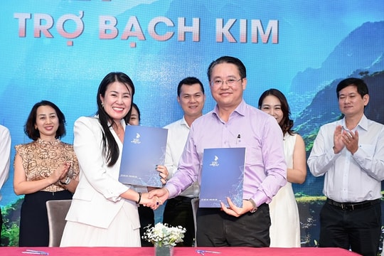 Chương trình Caravan 2030 lần 30 “Điệp trùng Đông Bắc - Điệp trùng thương”