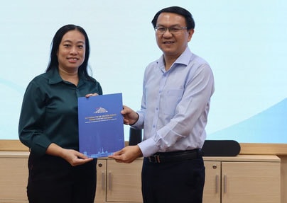Bà Nguyễn Đình Như Hương làm Giám đốc Trung tâm Báo chí TP.HCM Bà Nguyễn Đình Như Hương làm Giám đốc Trung tâm Báo chí TP.HCM