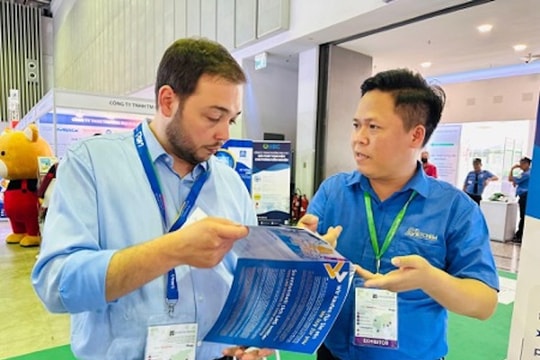 LabVIETCHEM khẳng định thương hiệu tại Analytica Vietnam 2023