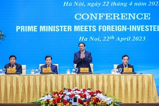 Thủ tướng đối thoại với các doanh nghiệp FDI Thủ tướng đối thoại với các doanh nghiệp FDI