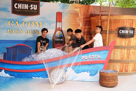 Về Đất Tổ trải nghiệm chuỗi hoạt động đặc sắc trong lễ hội văn hóa ẩm thực