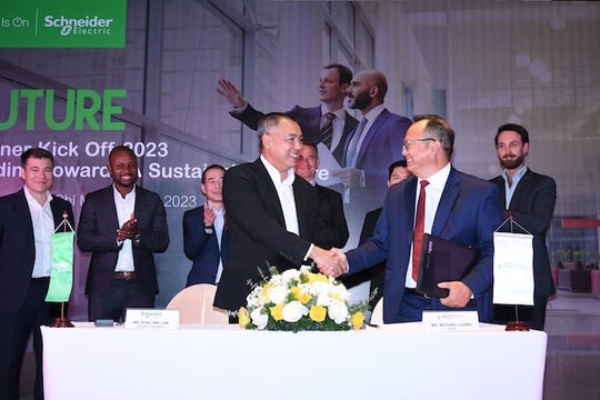 Schneider Electric Việt Nam hợp tác chiến lược cùng Asia Clean Capital Việt Nam