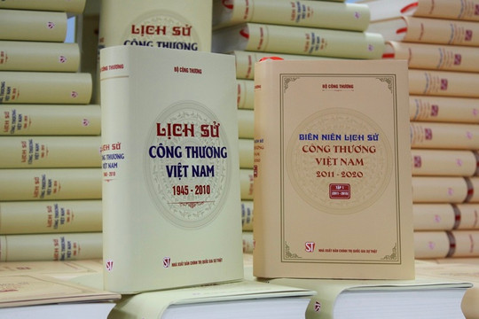 Ra mắt bộ sách lịch sử ngành công thương Việt Nam
