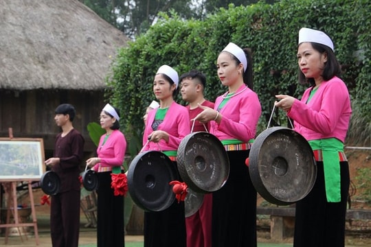 Bổ sung 3 di sản văn hóa vào danh sách di sản văn hóa phi vật thể cấp quốc gia Bổ sung 3 di sản văn hóa vào danh sách di sản văn hóa phi vật thể cấp quốc gia