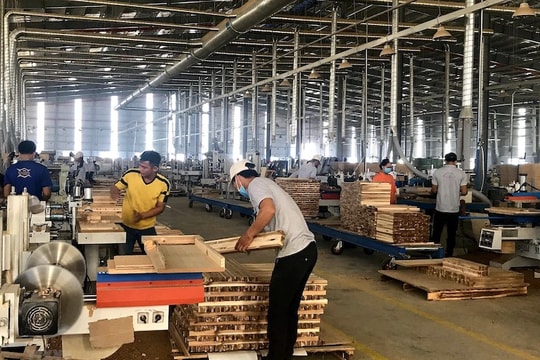 Mỹ gia hạn điều tra lẩn tránh thuế phòng vệ thương mại hàng Việt Nam