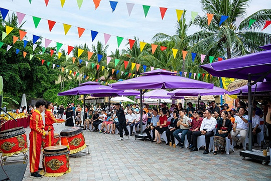 Khai mạc Lễ hội đặc sản bản địa tại VinWonders Nha Trang