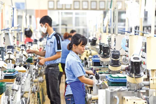 5 tháng đầu năm 2023: Gần 60.000 người Việt Nam ra nước ngoài làm việc