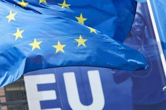 EU đạt thỏa thuận siết chặt quy định quản lý ngân hàng