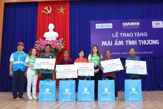 Chung tay cùng cộng đồng, tiếp sức thế hệ trẻ